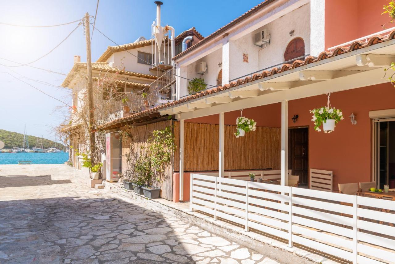Τrilogy Studios Syvota Exterior photo